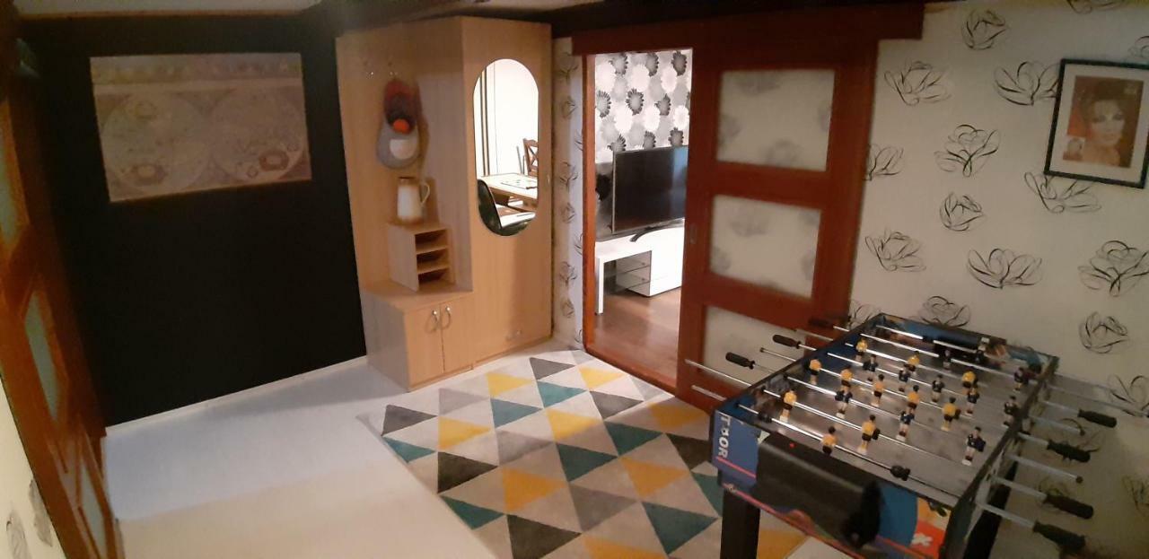 Ve Mlejne Apartment